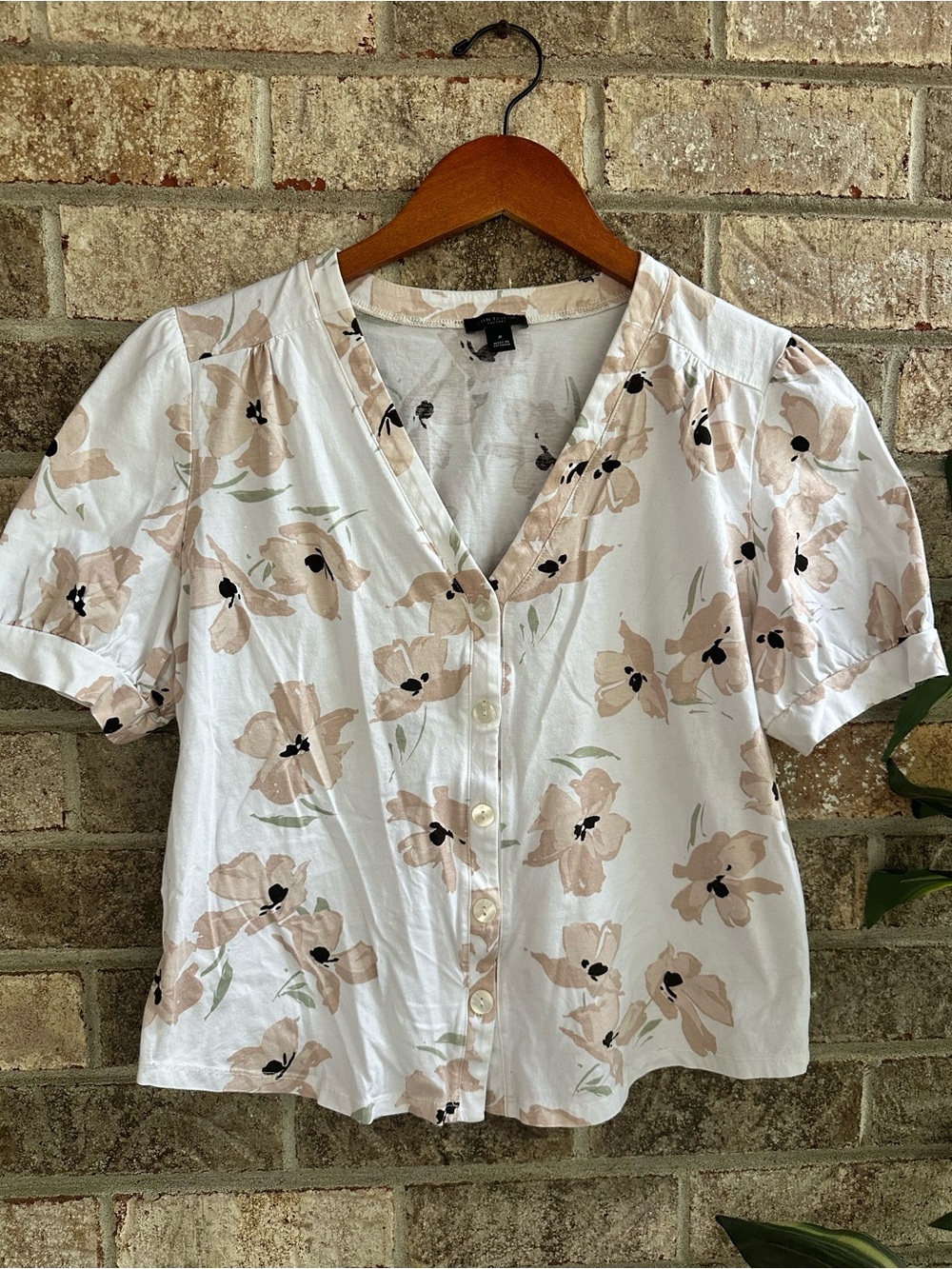 100% Cotton Light Floral Button-Front Women's Top - White & Blush